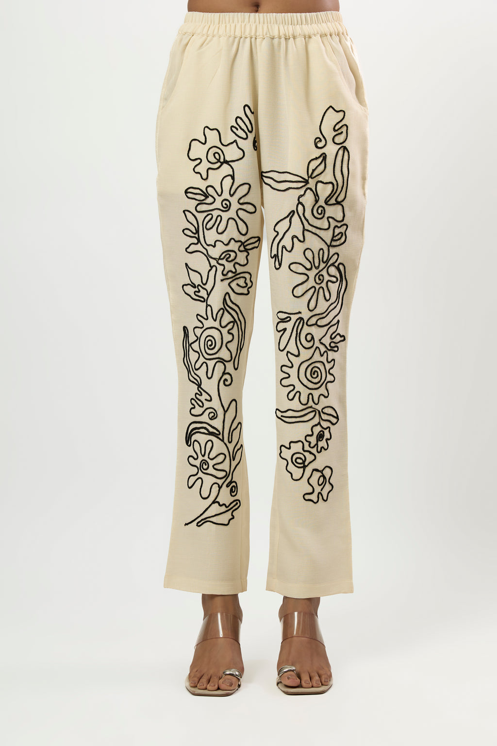 WHITE & BLACK EMBROIDERED CORD-SET