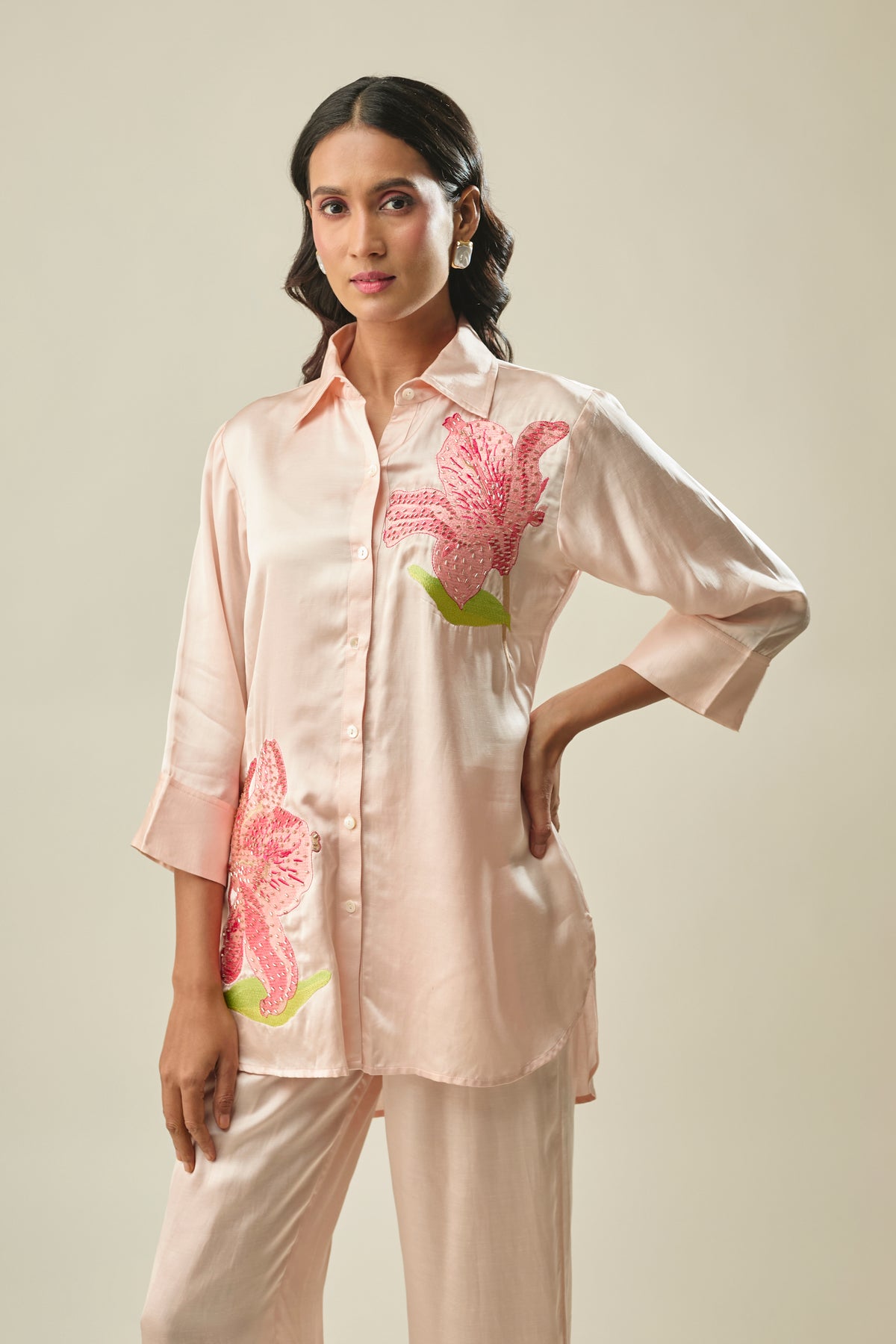 Peach co-ord set hibiscus bead embroidery detail