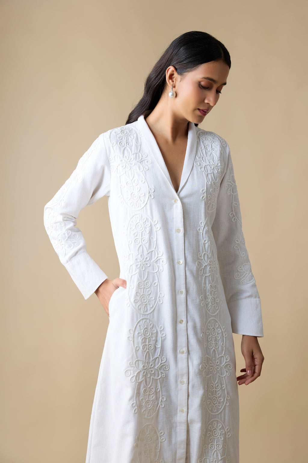 WHITE TONAL COADDING EMBROIDERY DRESS