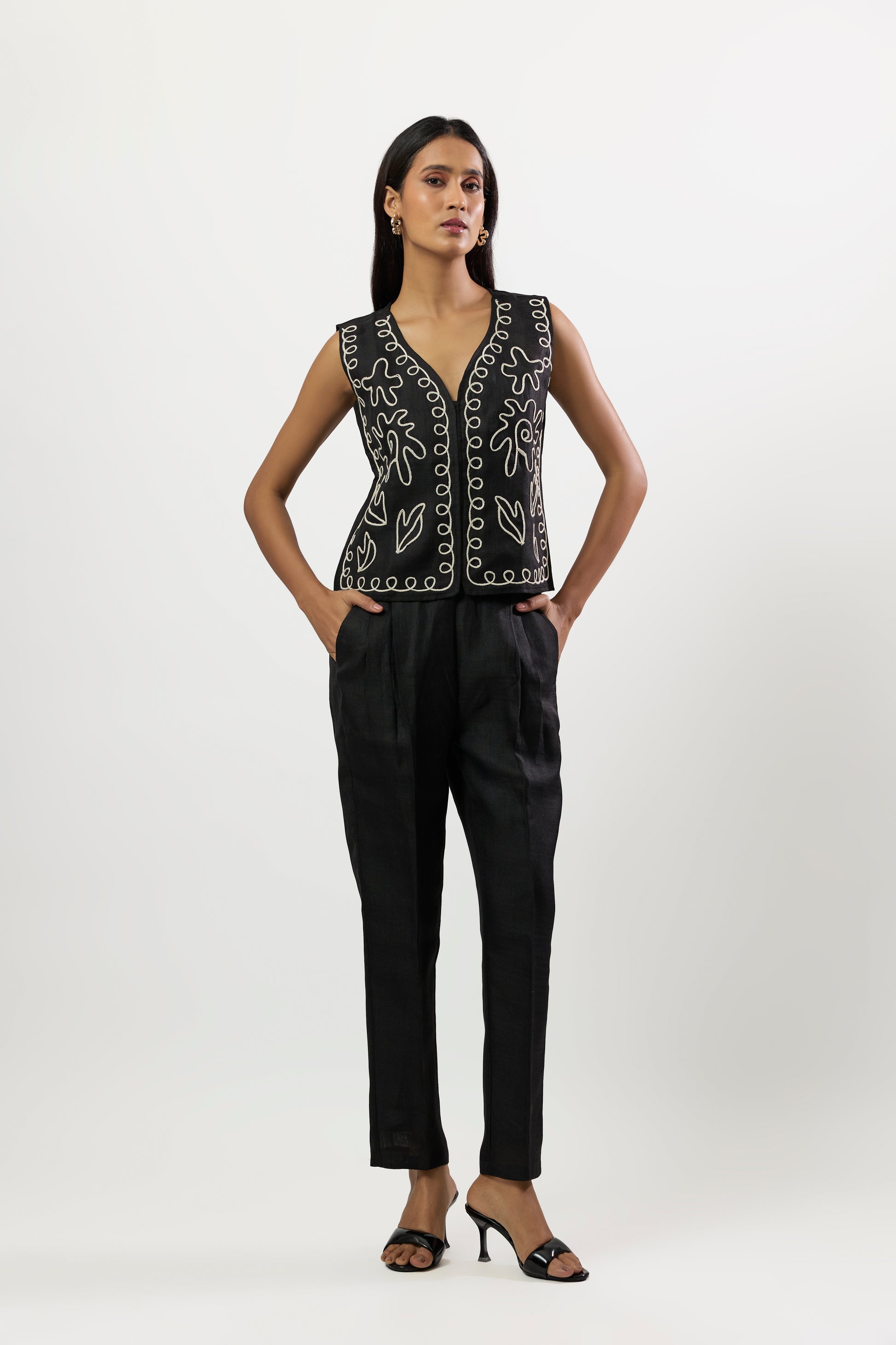 BLACK EMBROIDERED WAISTCOAT WITH PANTS