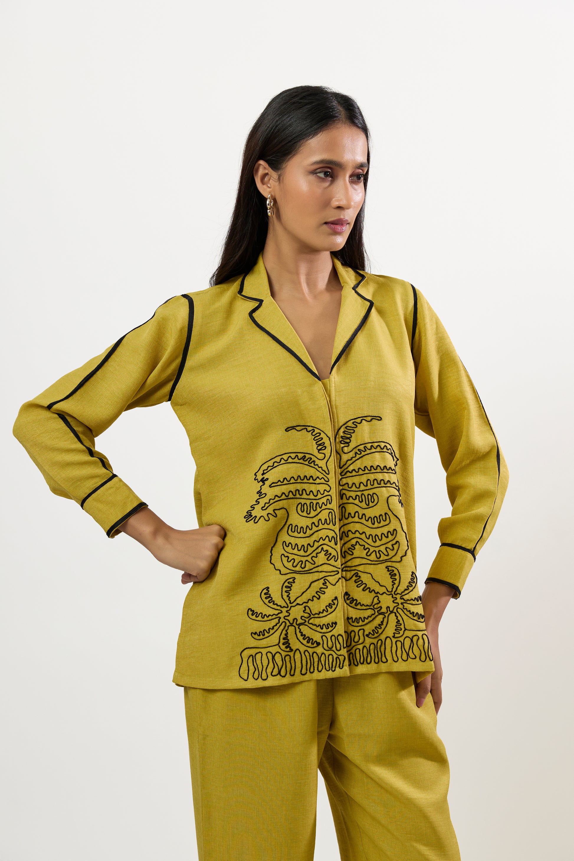 GOLDEN PLAM COLOR LINEN SET