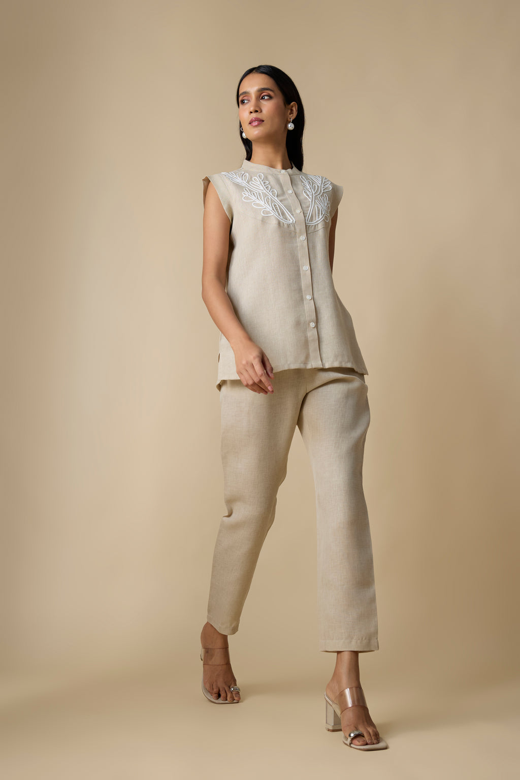 ENSEMBLE GILET BEIGE SANS MANCHES