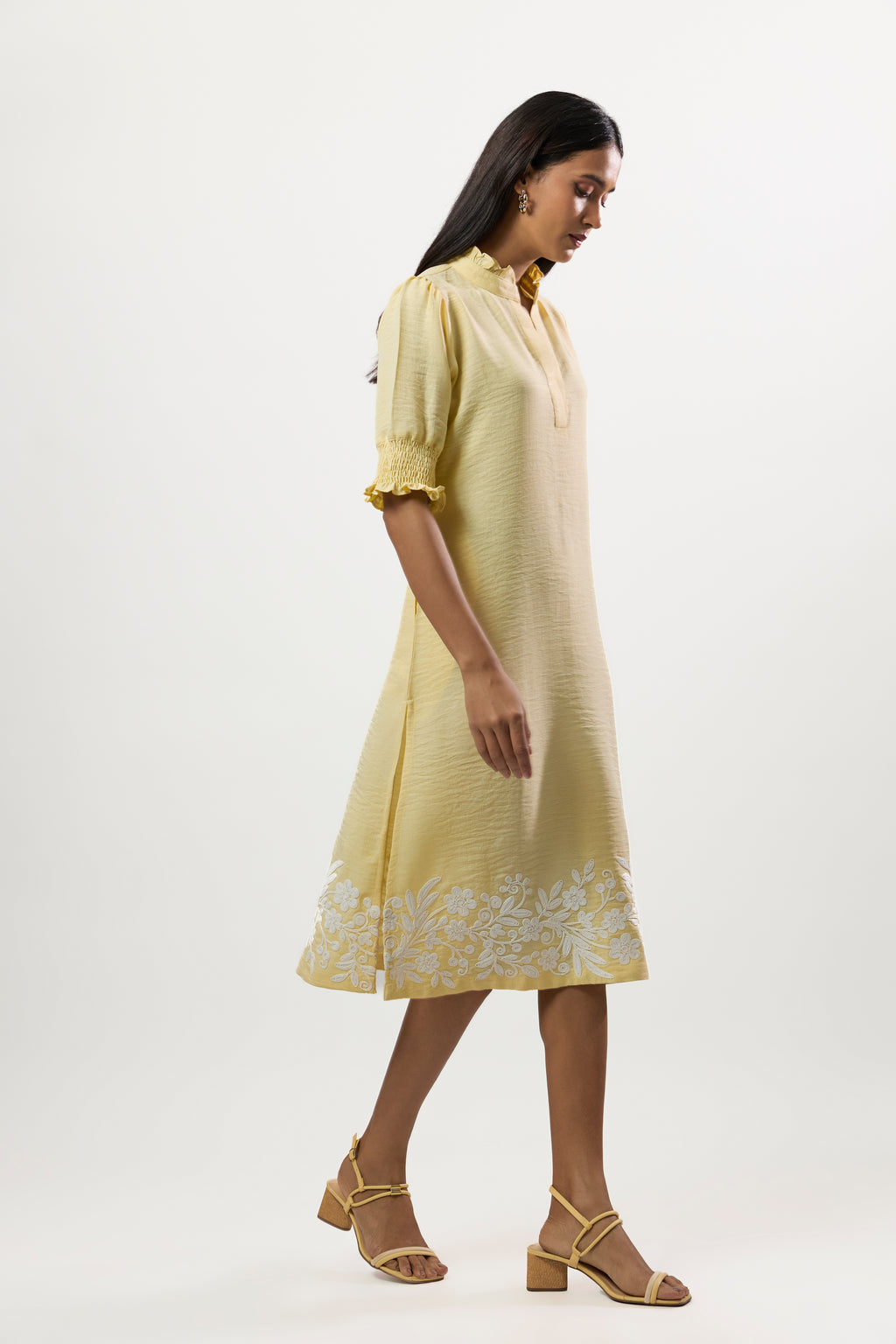 YELLOW COADDING EMBROIDERY DRESS WITH SIDE SLIT